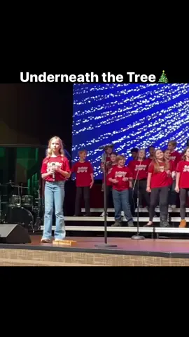 I had my last Christmas concert with my Elementary school last night. We had the best time! More video to come soon… #kellyclarkson  #evanrileysings  #christmas  #choir  #concert  #evanriley  #memories #fyp #foryou #foryoupage #singing #singer