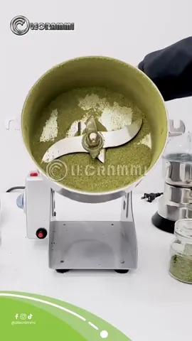 🌿🤩PROCESO DE HIERVAS DESHIDRATADAS🤩🌿  Deshidrata un sin fin de hiervas y realiza condimentos para tus diferentes platillos 🥘 100% naturales realiza diferentes combinaciones 🔃 y dale un sabor exquisito a tus comidas👌🏻 #deshidratadora #deshidrata #hiervas #negocio #innova #olecrammi #parrilla 