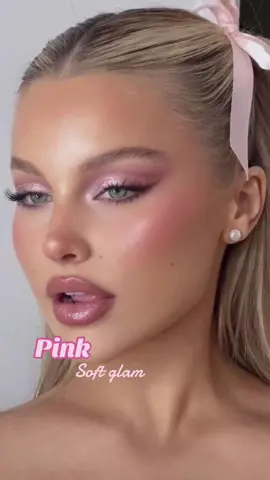This songggg😩🎀☁️#greenscreen #fyp #makeup #makeuptutorial #arianagrande #softglam #pink #pinterest #makeuplook 