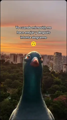 Creo que te conozco? 🤔 #cosadenovios   @Moi Camargo activo el modo tieso 🙃 #novios #minovioyyo #parati # #Meme #MemeCut #CapCut #foryoupage #plantillas 