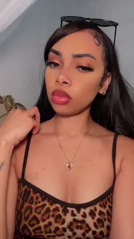 😹
