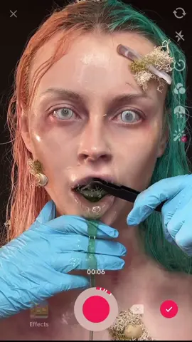 Replying to @Inte.jacobs  TRANSITION TUTORIAL : POV you give a girl a 2nd chance 🥹🙏🏼 #maureennaudts #gotasecret #fakebody #prettylittleliars #vlaamsemua #sfxmakeup #transitiontutorial 