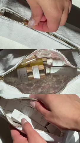 Here’s your chance to try a 6 step skincare routine with The Discovery Set from @Ogee Luxury Organics 🧡  Trial-sized formulations that are perfect for on the go ✈️ - Liquid Good Cleansing Oil (so gentle on the skin) - Botanical Brilliance Exfoliating Cleanser (my personal fav)  - Seeds of Youth Serum (who doesn’t like extra hydration?!) - Jojoba Glow Face Oil (helps soothe my breakouts) - Indigo Dream Renewal Cream (overnight mask) - Brightening Botanical Eye Balm (my go-to) Do yourself a favor a revitalize your skin 🧖🏽‍♀️✨ Use code BEAUTYLIFEEVERYTHING-OGEEVIP at checkout for a special discount!  #TexasBloggers #BeyondCleanBeauty  #TheDiscoverySet #Ogee #CleanBeauty #FYPSkincare #Skincare #NaturalGlow 