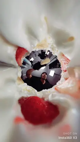 Whipped Cream 🍓 🍌 with @insta360_official #Insta360Eats #asmr #food #whippedcream 