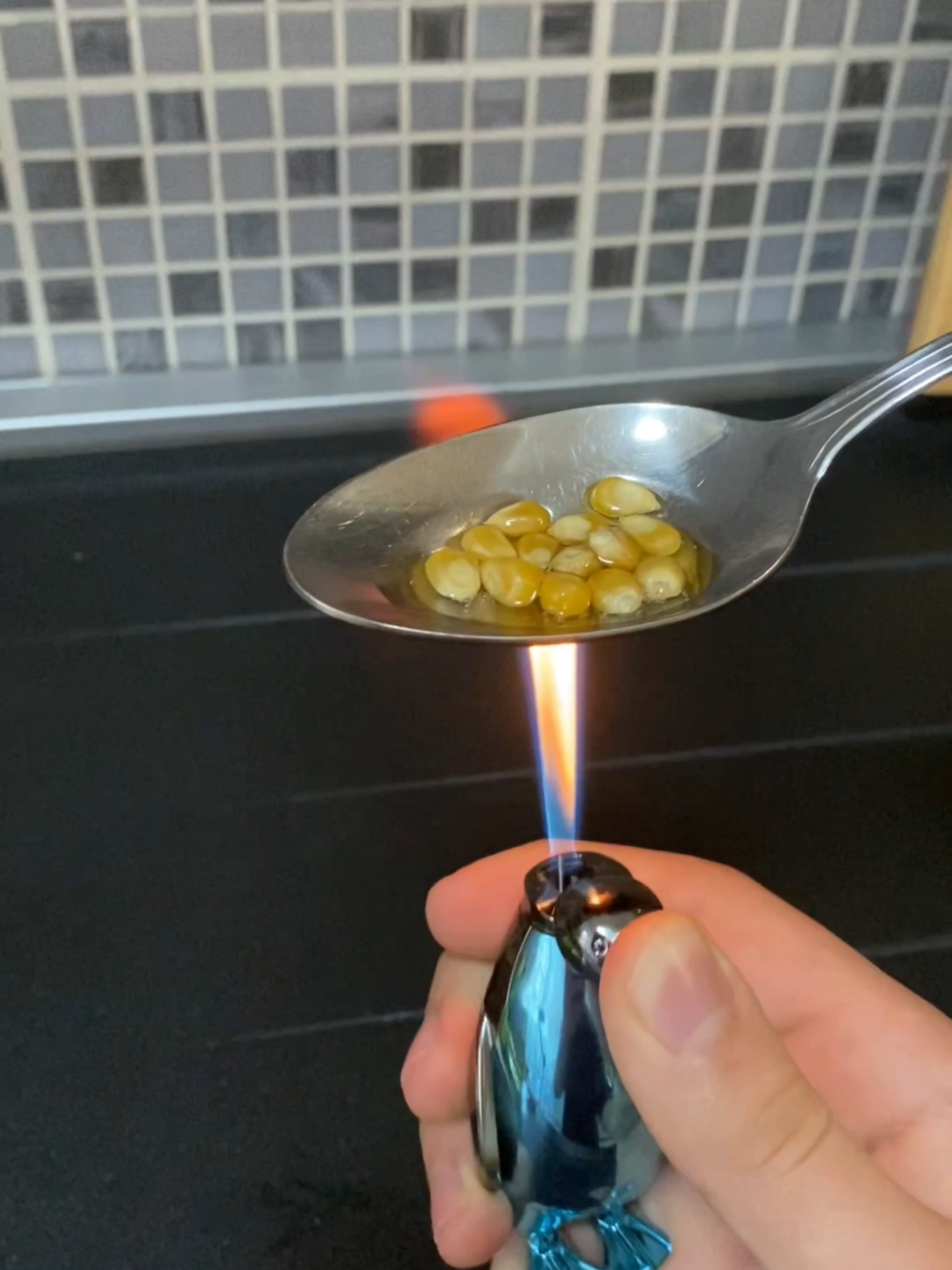 Lighters VS Corn 🍿🌽   #italyflame #lighters #corn