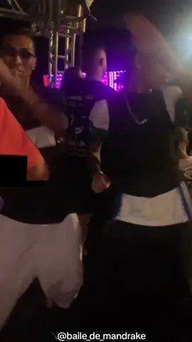 #dança #dupla #passinho #funk #funkbrasil #brasilfunk #brasil #baile #bailefunk #baile_de_mandrake #mandrakes #mandrakesdesp #sp #paulistas #casarao #sitiocasarao #sitiocasarão💣 #bailedocasarão #bailedesp #20k? #19k #itaquerasp 