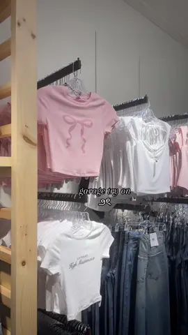 I loved the bow tee but the quality was not it and didn’t like the length🎀 #bow #coquette #garage #haul #tryon #kimkcx #outfitinspo #shopping @e 