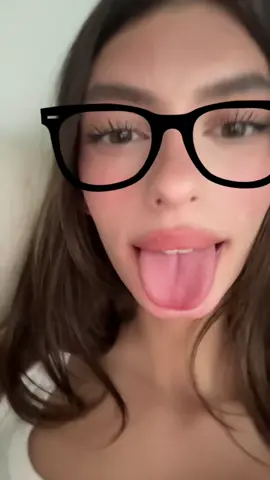 🤓
