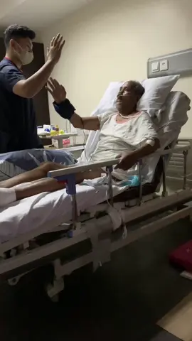 My patient’s stroke journey to recovery. Blessed to be an instrument of God.  #stroke #fyp #strokerecovery #strokerehabilitation #physicaltherapy #physiotherapy #fypシ 