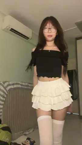 this skirt damn cute but i wont wear it out so its a home outfit now #drafts  