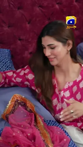 Is Shahrukh being extra nice to Zoya now? #whattowatch #nazishjahangir #aaghaali 
