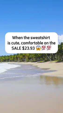 When the sweater is cute 😍💯💁🏻‍♀️💯🛍 #ad #biggie #snoopdogg #tupac #icecube #graphictees #fyp #tshirt #friends 