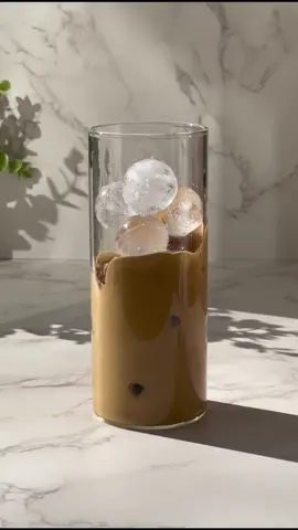 @coffee w yvie #asmr #coffee #coffeetiktok #coffeetime #drink #fyp  #dubai #qatar #egypt #iraq #turkey #france #uk #usa #ukraine #russia 