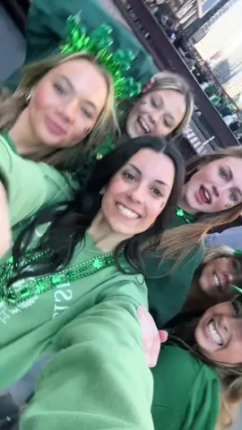💚💚💚💚☘️☘️☘️☘️