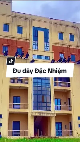 Kỹ thuật đu dây Cảnh sát Đặc Nhiệm Việt Nam 🇻🇳 #cscd #k02 #cand #dacnhiemvietnam #trending 