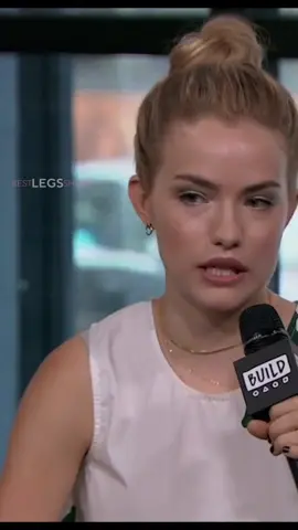 Willa Fitzgerald Legs #willafitgerald #legs #crossedlegs #celebrity #celebritynews #bestlegsshow #bls 