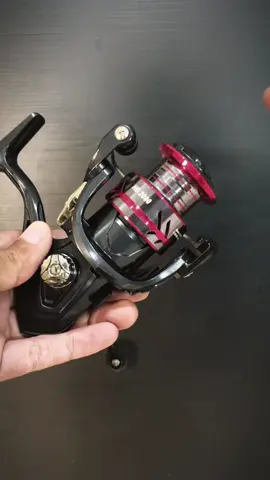 Rekomendasi reel pancing untuk mancing kolam, sungai, galatama, dan laut murah meriah. Reel pancing Linhue seri HB. Ukuran 1000-6000, max drag sampai 10 kg. #mancing #mancingmania #fyp #ramadanekstraseru #reelpancing #reelpancingmurah #reelpancinglinnhue 