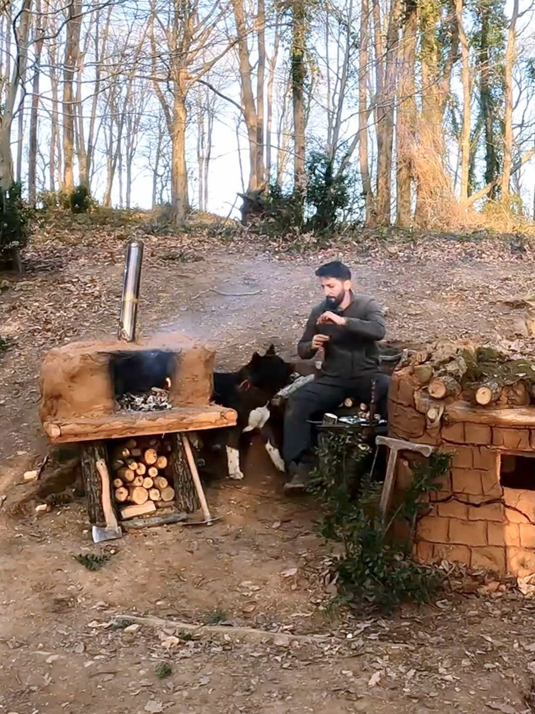 Building primitive oven in the forest #bushcrafting  #build  #camping  #ourdoor  #shelter  #survival  #viral  #fyp  #camp  #craftingvisionary