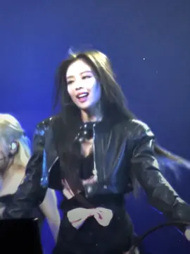 Vietnamese music remix is the best >> #bxq_grp #rol_grp #yeouzh_grp #jennie #kpop 