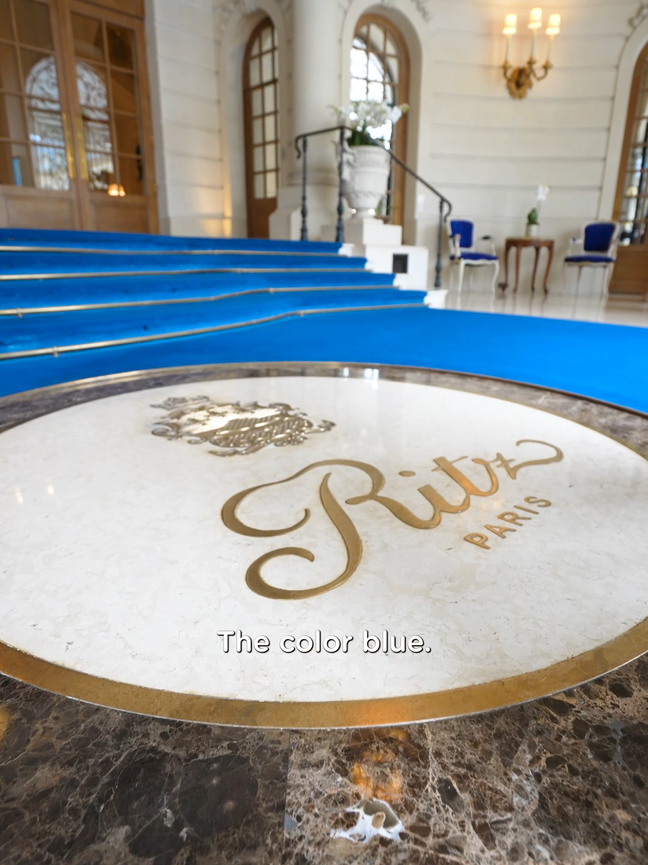 RitzStory ✨ Can you guess why the color blue is so prominent at the Ritz Paris? It's not just any blue, it's Ritz Blue! #RitzParis #SavoirFaire #ApprendreSurTikTok #LuxuryHotel #History