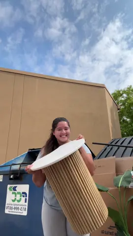 Went Dumpster Diving at Homegoods today and found so much home decor😱🥳‼️  this is definitely my favorite spot🙏🏻😊 #meldidumpsterdive #usa #dumpsterdiving #dumpsterdiver #crazyfinds #homedecor #homegoods #homegoodsfinds #homegoodshaul 