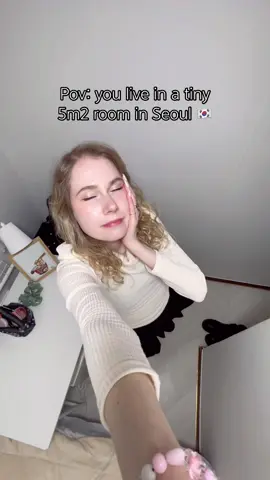 Room tour i Seoul ☀️ #seoullife #livinginkorea #goshiwon #tinyliving #lejlighedstour #sydkorea 