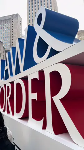 Just a random day in NYC✨ Y’all just don’t know how much I love this show!! Law and Order SVU is the best of the franchise idc idc 😬 Benson and Stabler need to stop playing and give us what we NEEEED 😂♥️ #fyp #trending #nyc #lawandordersvu #rockefellercenter #svu 