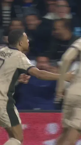 Il va pas la chercher ! 👌👌 #ParisSaintGermain #PSG #Ligue1 #Mbappe 
