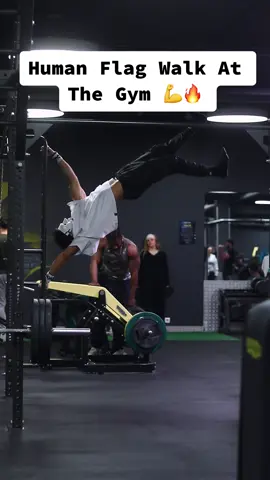 Human Flag Walk At The Gym 💪🔥 #calisthenics #calisthenicsworkout #workout #humanflag #humanflagwalk #pourtoi #foryou #gym #streetworkout #streetworkouts #calisthenicsathlete #calisthenicsmovement #drapeauhumain #calisthenicsathlete #fitnesspark #cergylehaut #cergy #paris #viral #viralvideo #training #motivation 