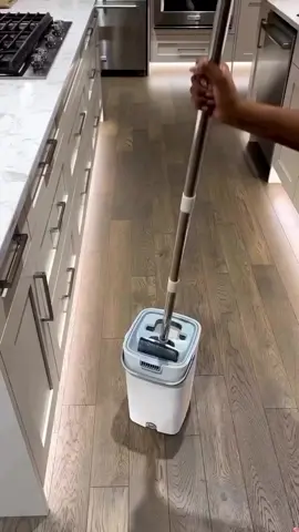 تنظيف الارضيات والسيراميك   سطل وماسحه  شكل الجديد خدميه لكل المنازل وبسعر مناسب    قياس الكبير  سعر القطعه 12 الف سعر قطعتين 20 الف  يتوفر وصله اضافيه سعر القطعه  2 الف فقط    توصيل 5 الف لكافة محافظات العراق  #شعب_الصيني_ماله_حل😂😂 #تيك_توك #شوبلي 