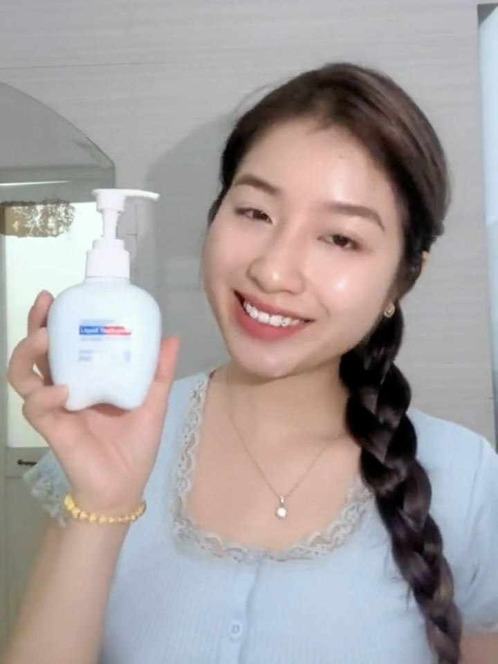 Cách để sở hữu hàm răng trắng sáng, nụ cười tự tin - Kem Đánh Trắng Răng Liquid Toothpaste - Sale 50%