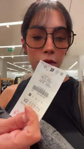 Etiqueta errada em euro na zara paguei 69,00 em uma peça de 599,00🤑
