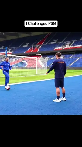 I Challenged PSG #mbappe #football #psg #challenged #footballlife 