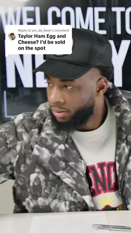 Mike Williams is becoming a real New Yorker. 🤣 [via @nyjets]