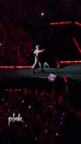 💗💕 #P!nk #pinksummercarnival 