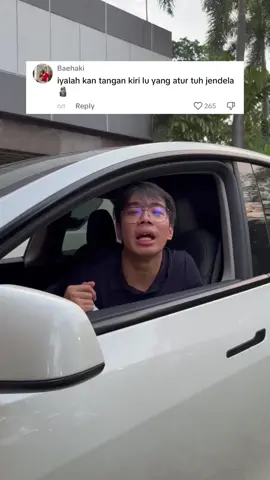 Sensor jendela Tesla bisa membal sendiri kok