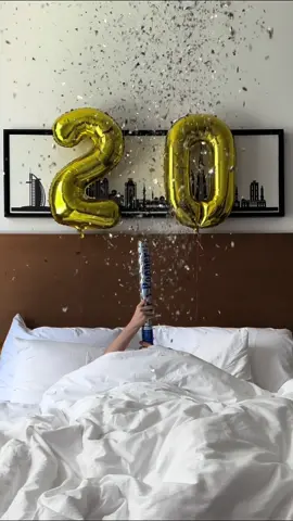 Good morning to my 20s 🥳 #happybirthday #dubai 