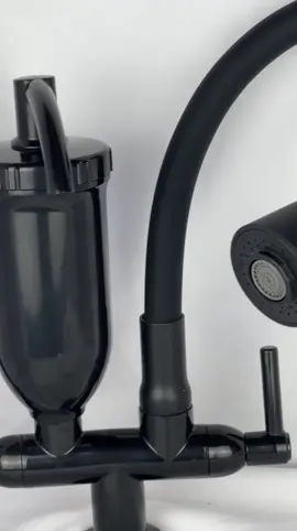 🤩 NOVIDADE 🤩 Torneira com filtro toda preta com cano cone flexível!  Adquira já a sua! 