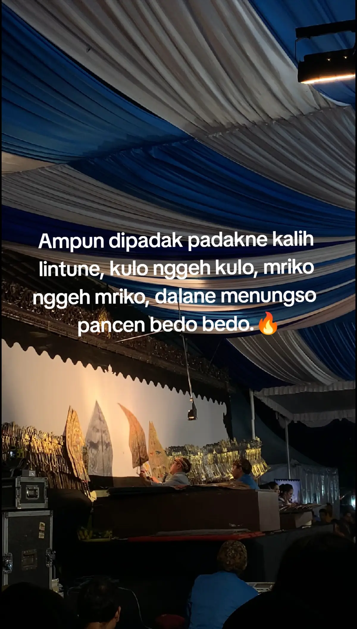 ✨#jawapride #liriklagu #vyp #lagujawa #katakata #story #storywa #wayangjawa #wayangkulit #dalang #aryagalih #sadardiri #sadarposisi #trendingvideo #trendingsong #trending 