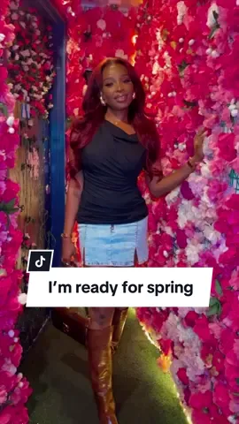 Some warm weather gems I’ve been pulling out gradually Perfumes for spring  Spring gems perfumes for women most complimented perfume #spring #springperfume #perfumes #fragrancetiktok #perfumetok #perfumetiktok #vanilla #viraltiktok #fragtok #fragrancetok #vanillaperfume #fyp #nicheperfume 