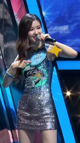 Thời mới debut Chaeyoung tham gia mấy show truyền hình thi thố hát hò quá trời luôn  Irreplaceable - ROSÉ #朴彩英 #ParkChaeyoung #ROSÉ #로제 