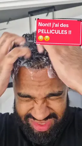 Sérieux !!! Des PELLICULES !! 😳😳😳 #360waves #pellicules #dandruff #coiffure #washandstyle #wavecheck #wolfing 