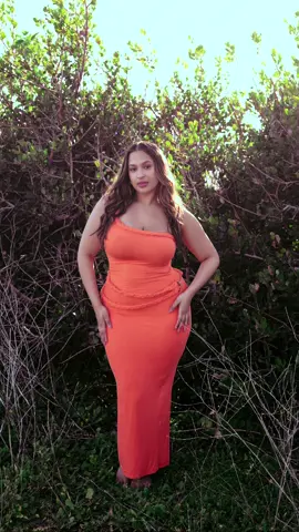 Get ready with me for my fabulous shoot with @Mahala Preudhomme Curve Model ❤️ I absolutely adore these pics! Watch till the end to see some :) #lamodel #lamodels #losangelesmodel #laphotographer #lamakeupartist #curvemodel #nycmodel #nycmodels 