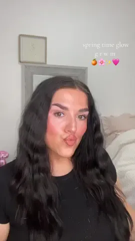 🍊😚💕✨ #grwmroutine #girlytok #girlythings #girlytok #glowyskin #glowymakeup #springmakeup 
