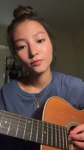 intro (end of the world)- ariana grande