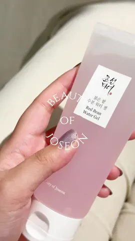 She’s Pink and Pretty, also made out of 해남 Red beans🫘 😉 #beautyofjoseon 