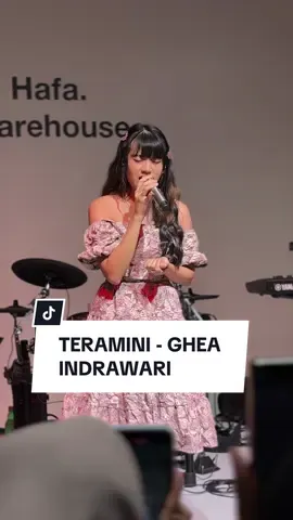 Relakaah yang bukan untukmu bukanlah untukmu 🥺 lagu #teramini by @Ghea Indrawari banyak banget yang relate 🔥 live perfomance nya Ghea JOS 🥹