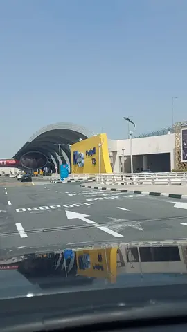 #dubai🇦🇪 #terminal3dubaiinternationalairport✈️🇦🇪 #rhumbalovers😘 #trending #rhumbatribe #fypシ゚viral #fyppppppppppppppppppppppp #tiktok #rhumbadrives #rhumbamusicchallenge #zilizopendwa🎵🎼🎺🎸🥁💃☺️😊 #emiratesairlines #rhumbaoxygen 