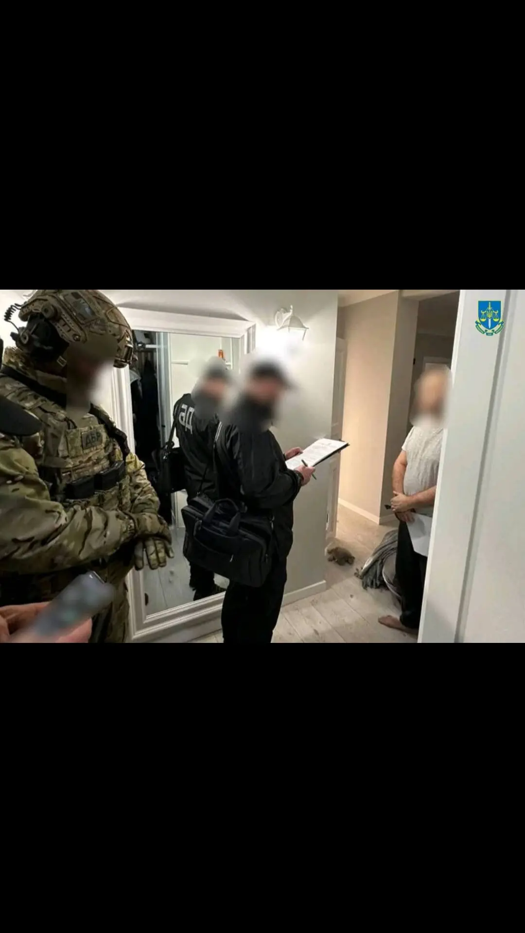 The SBU detained Oleksandr Kozlovskyi, expositor of the Logistics Forces Command of the Ukrainian Armed Forces, on suspicion of illegal enrichment. 🔹According to the investigation, he acquired assets worth almost UAH 58 million. 🔹We are talking about a 2022 Toyota car, an apartment in the city of Kyiv, a regional base for special medical purposes in Khmelnytskyi region with a total area of ​​2022 square meters, 55 land plots in different regions, as well as a single property complex of the Khmelnytsky State Experimental Prosthetic and Orthopedic Enterprise . 🔹The amount of illegally acquired funds exceeds the citizen's legal income by more than six thousand five hundred non-taxable minimum incomes. 🔹Currently, a search is being conducted at the place of residence of the exhibitor.