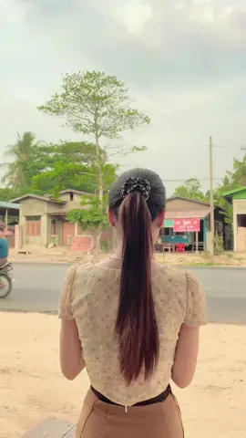 #ကွမ်းယာသည်လေးပါနော်😍 #အားပေးကြပါအုံးဗျာ😍😍😍😍 #နန်းအိနြာခင် #ချစ်ရင်copyယူသွာနော် #tiktokmyanmar🇲🇲 #fyp 